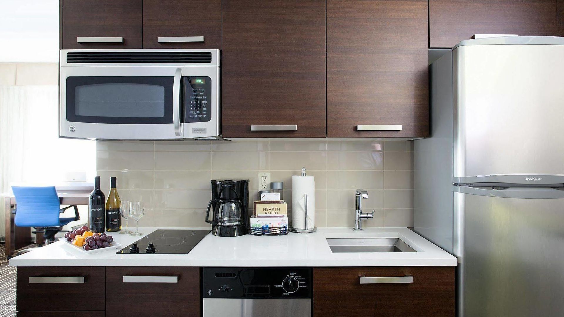 Hotel By Marriott Manhattan/ Midtown Eastside 4*