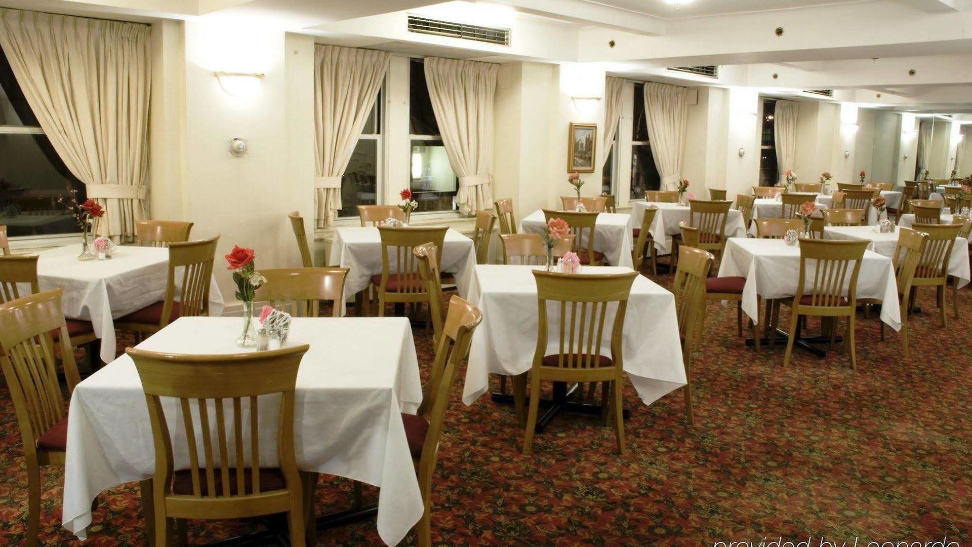 Salisbury Hotel 3*