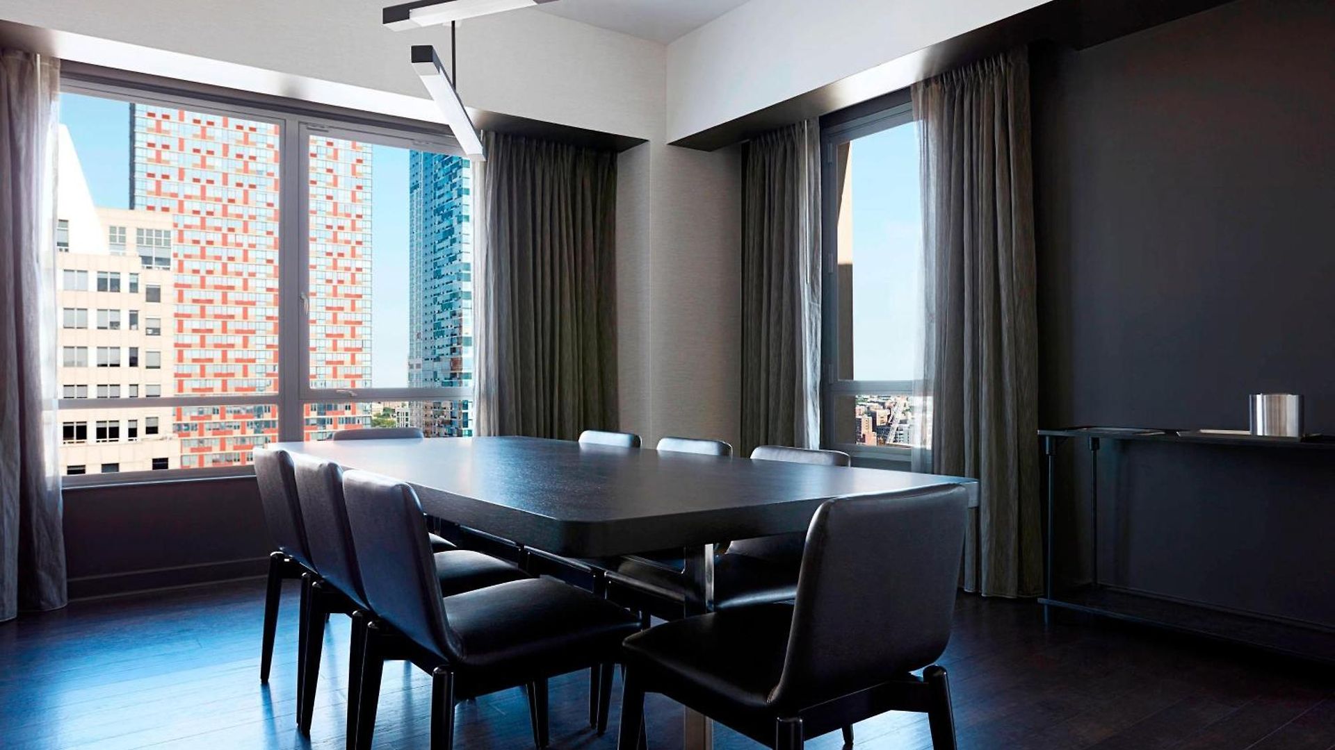 Hotel Marriott At The Brooklyn Bridge New York