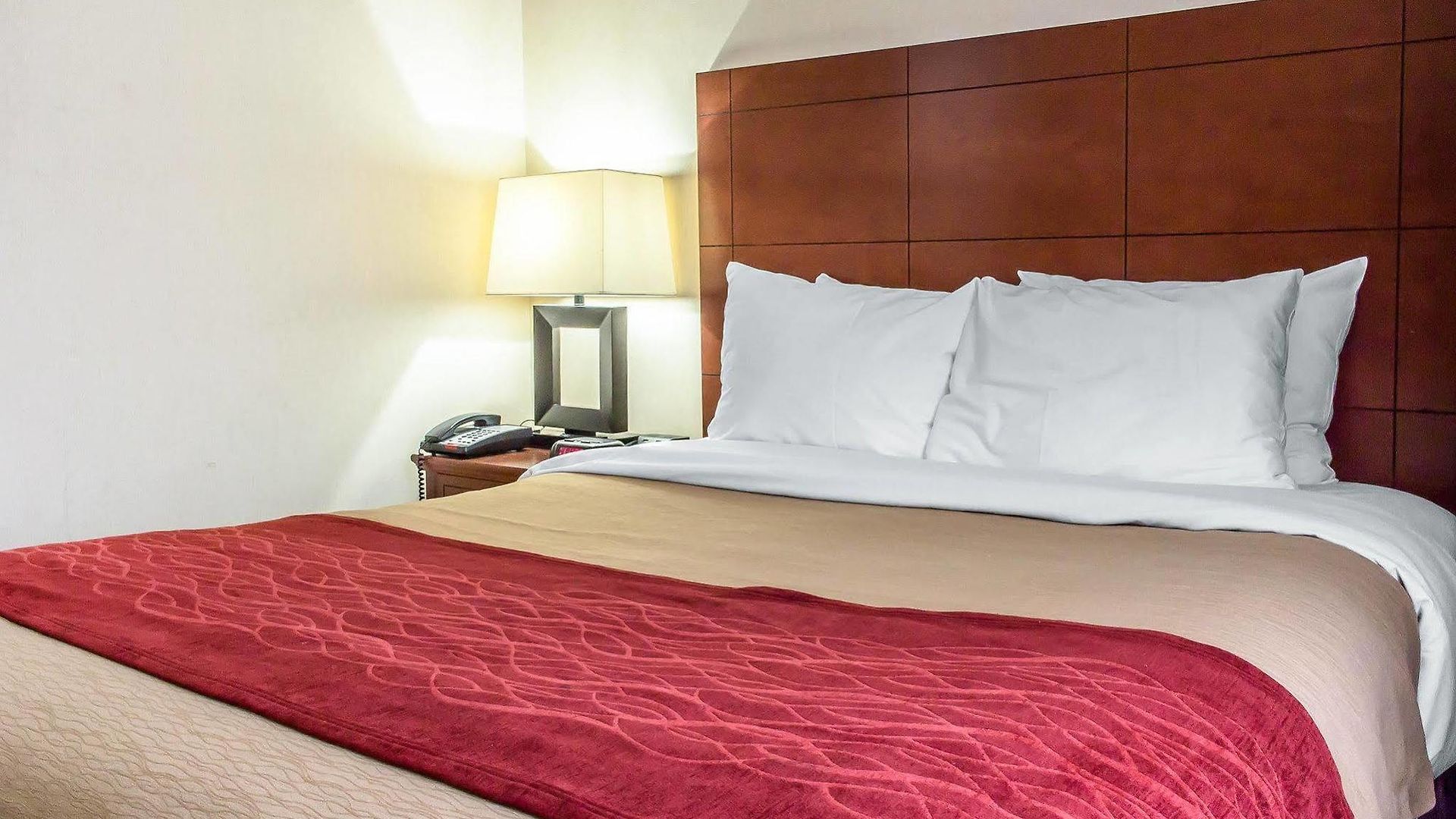 Comfort Staten Island Inn 4*