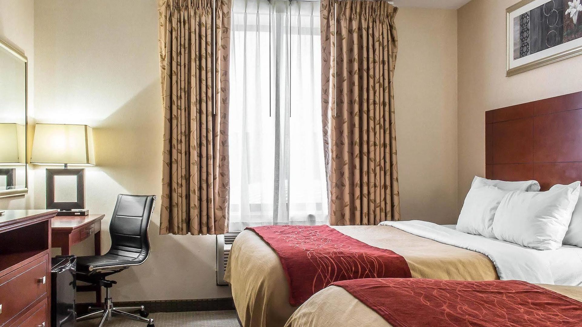 Comfort Staten Island 4*