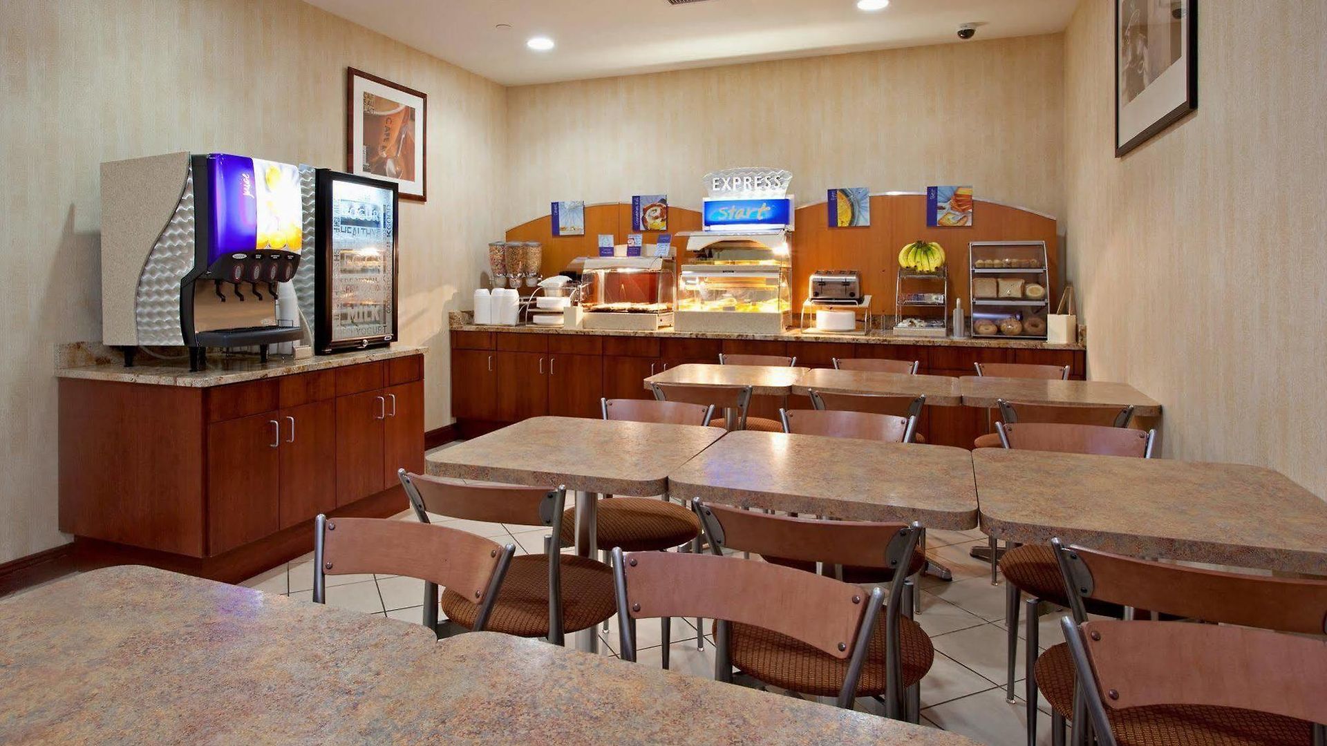 Hotel Express Laguardia Airport, An Ihg