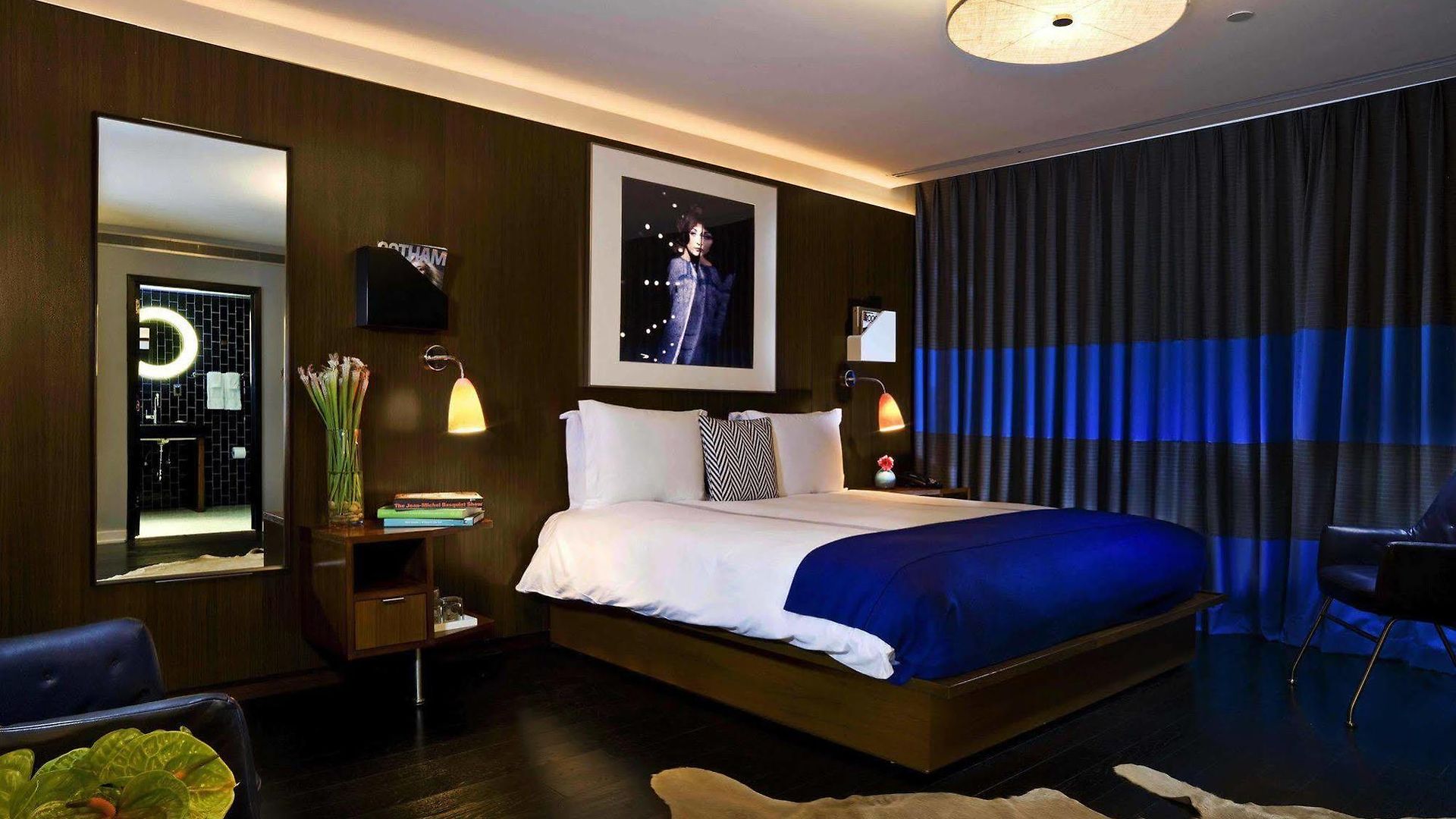 6 Columbus Park Hotel