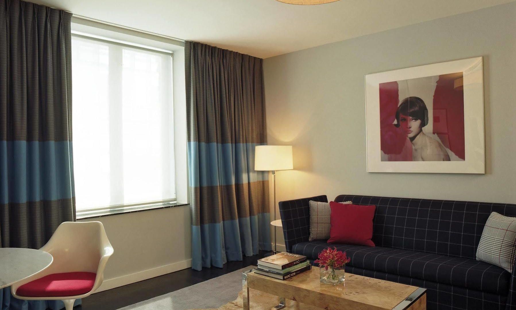 6 Columbus Park 4*