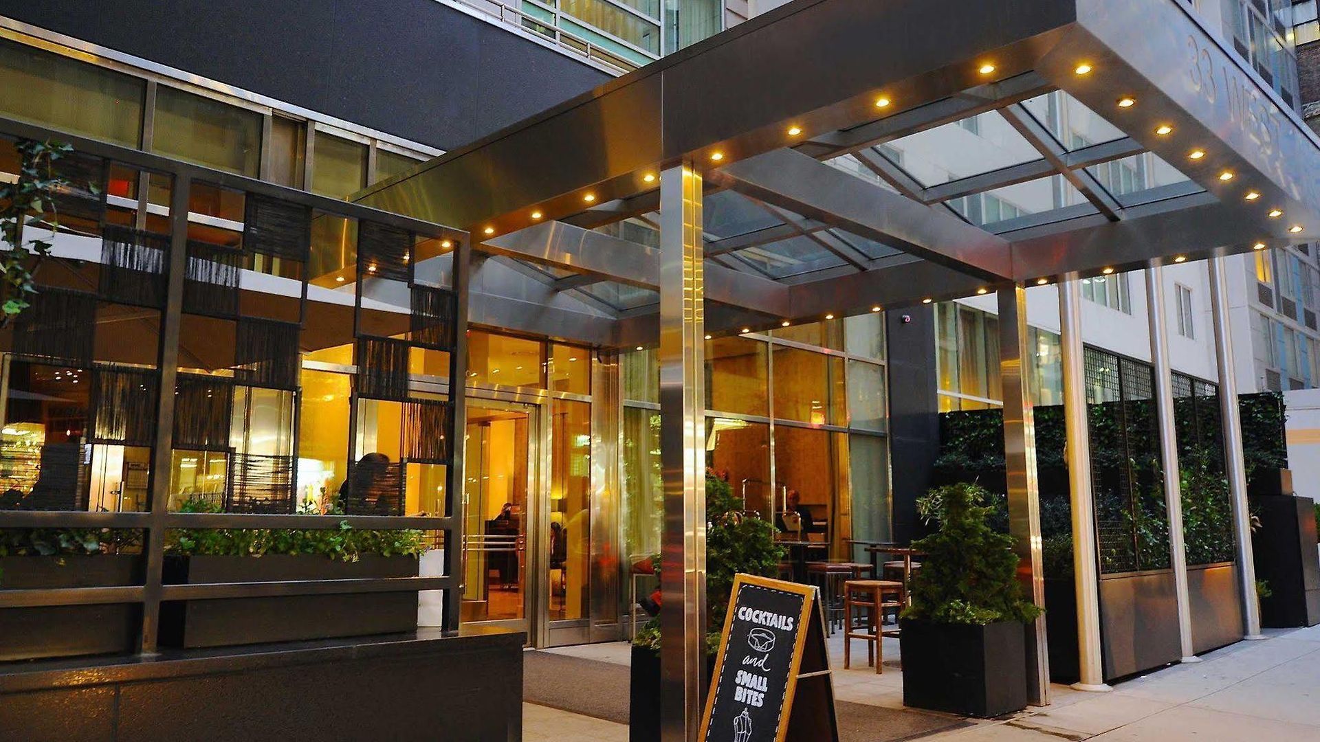 Marriott Vacation Club, City  Hotel 4*