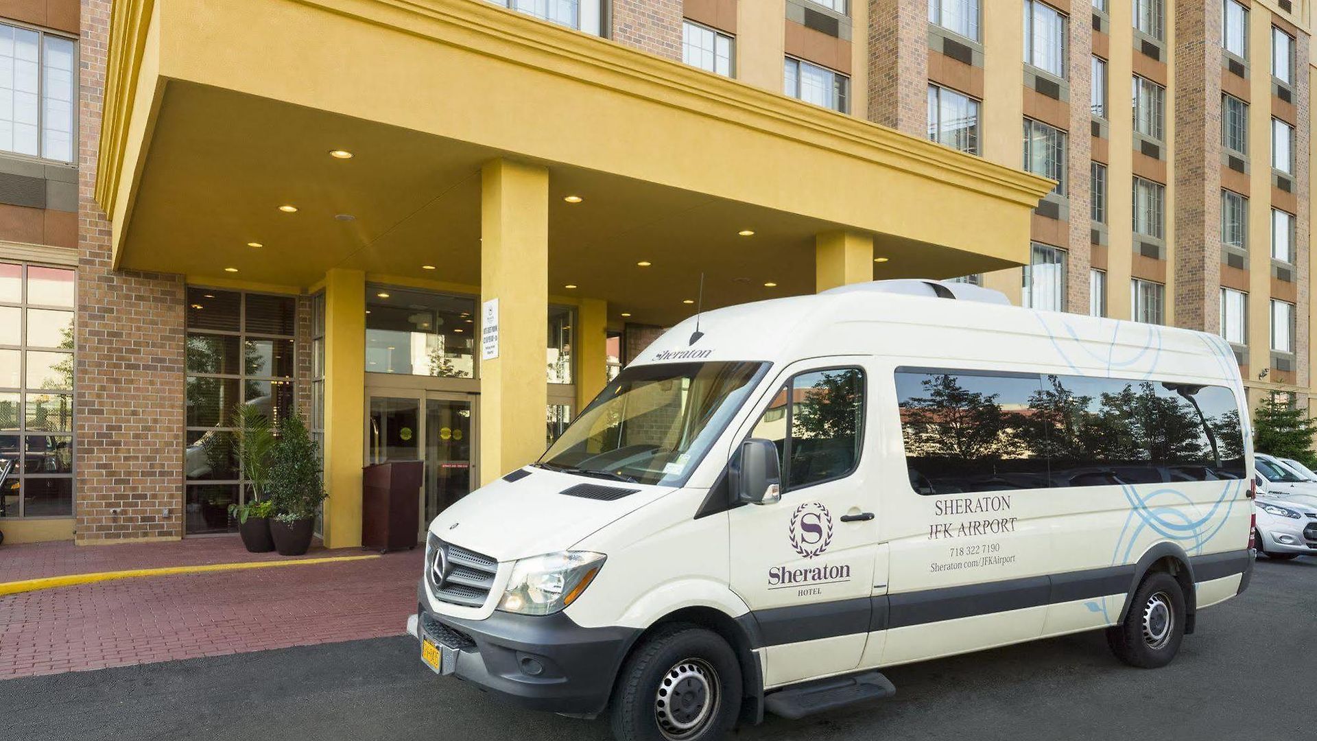 Hotel Sheraton Jfk Airport 3*