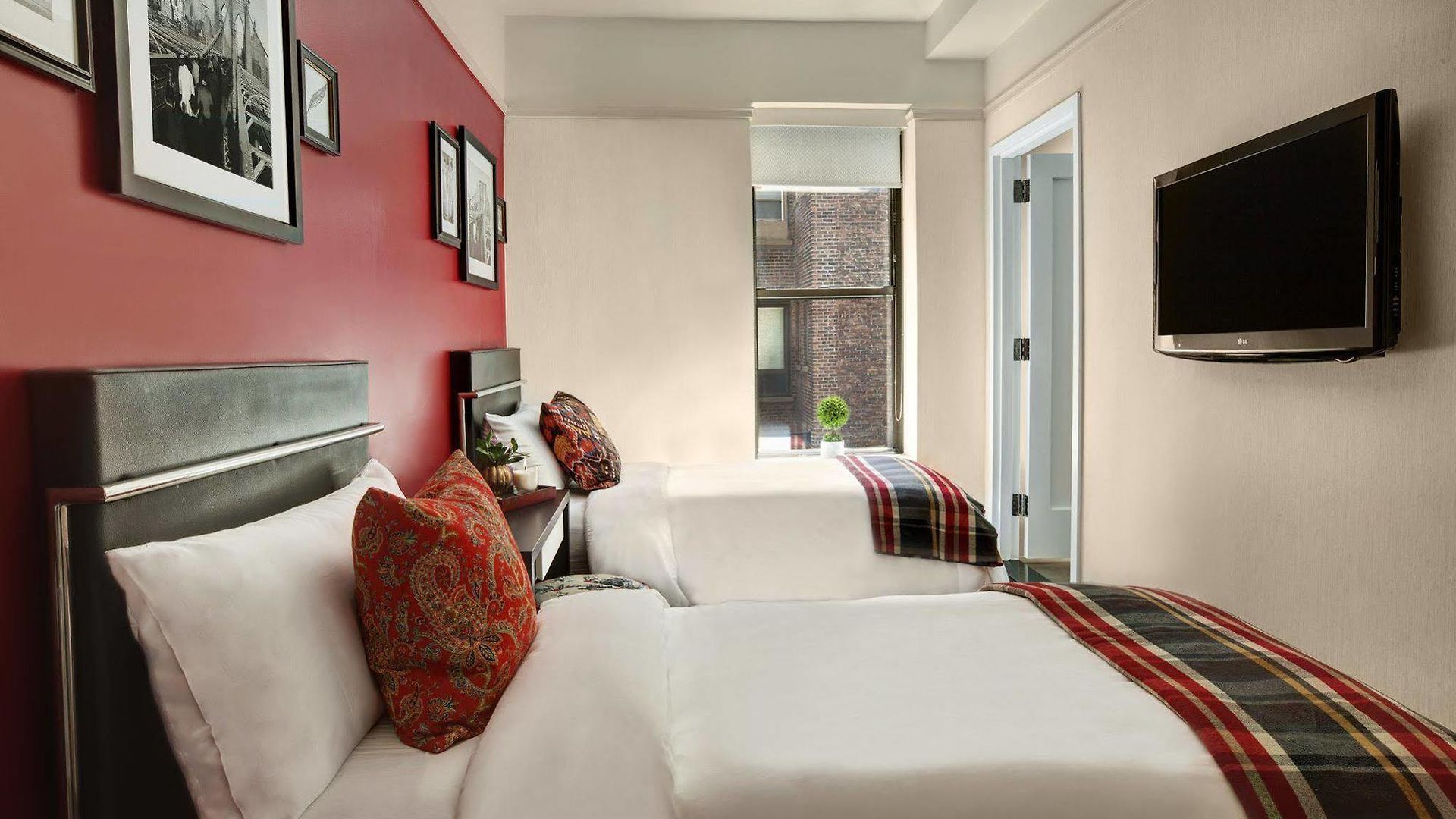 The Redbury 4*