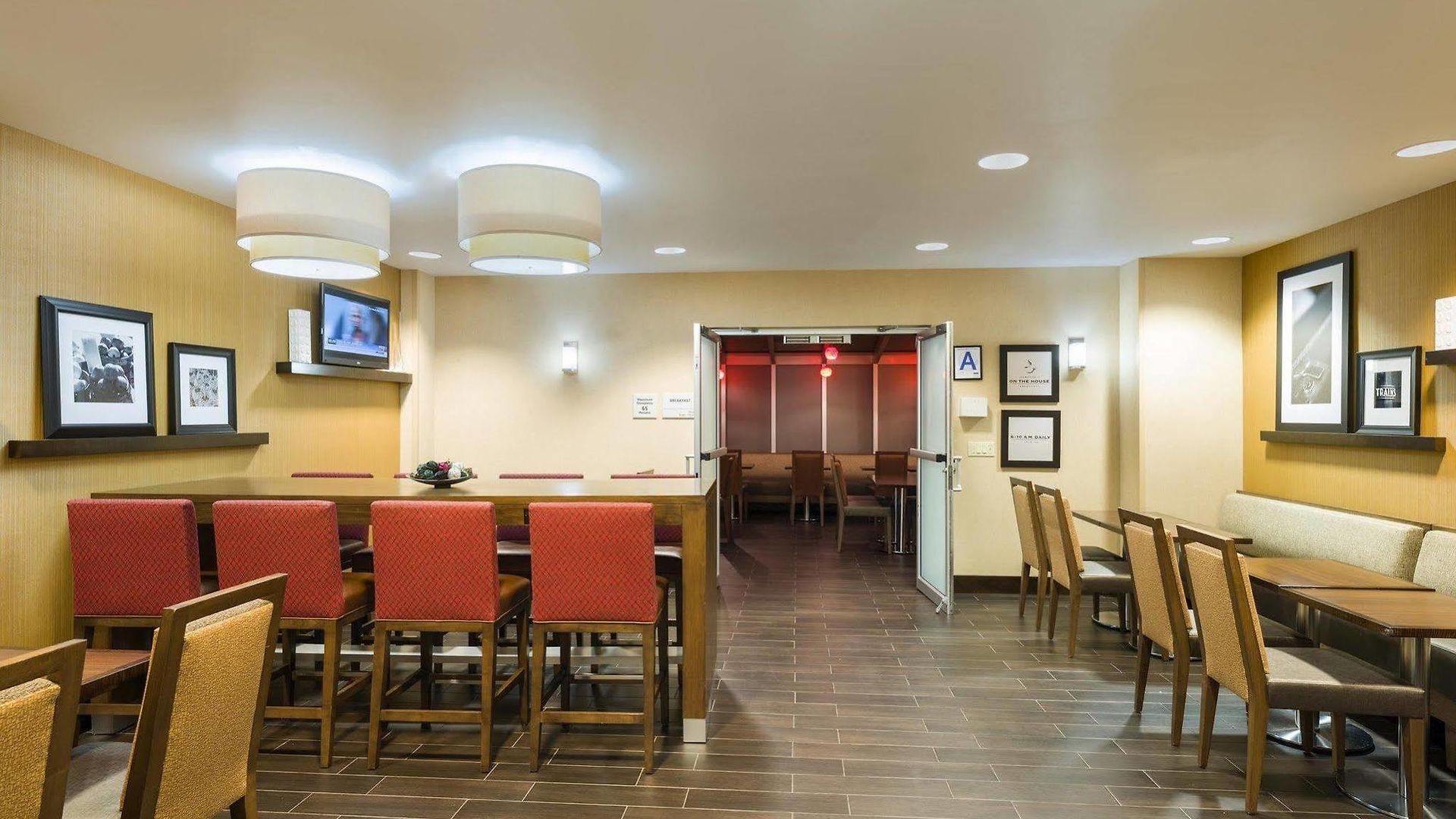 Hotel Hampton Manhattan - Times Square South 3*