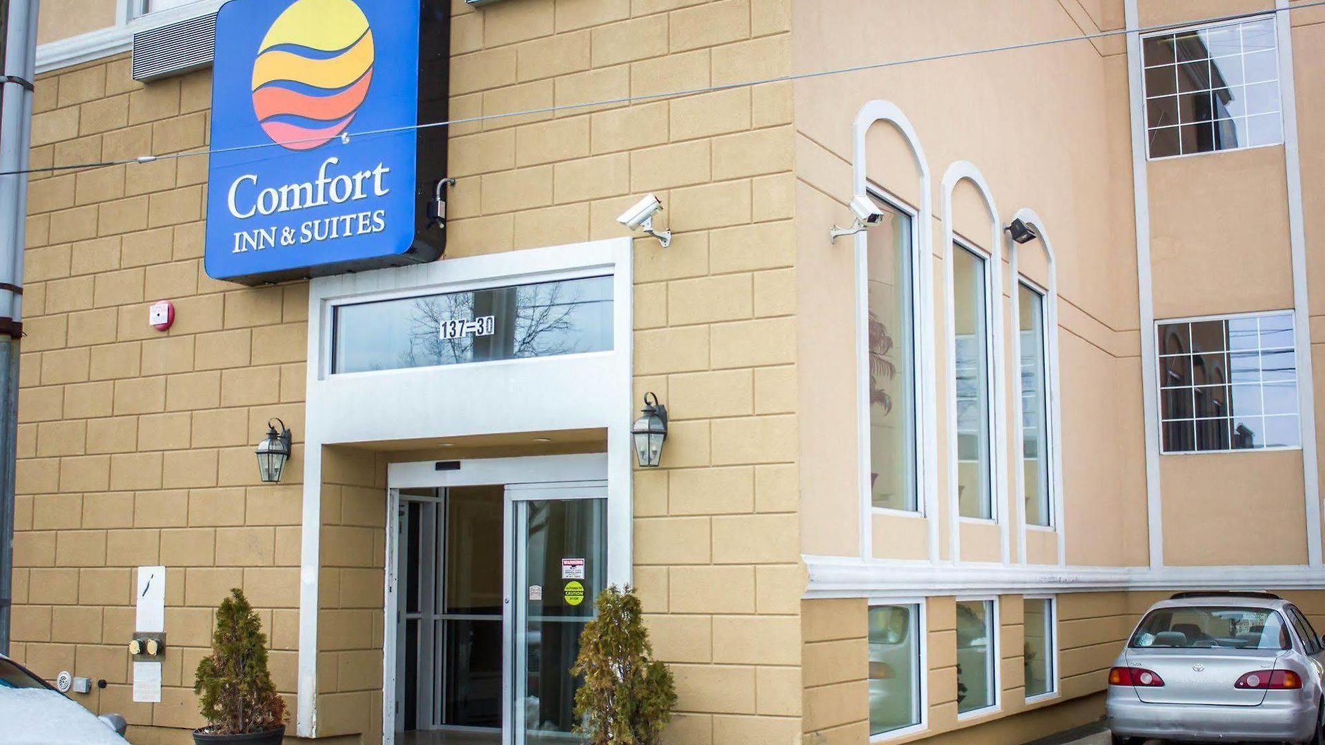 Travelodge By Wyndham Queens Hotel New York