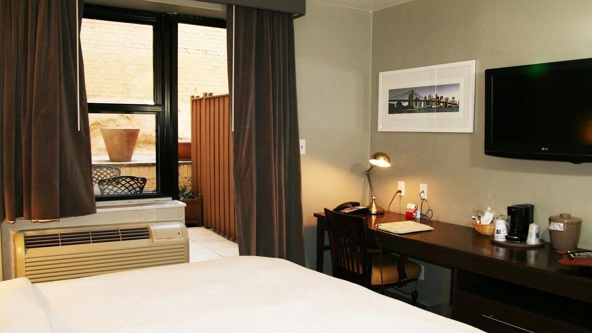 Hampton Manhattan-seaport-financial District Hotel