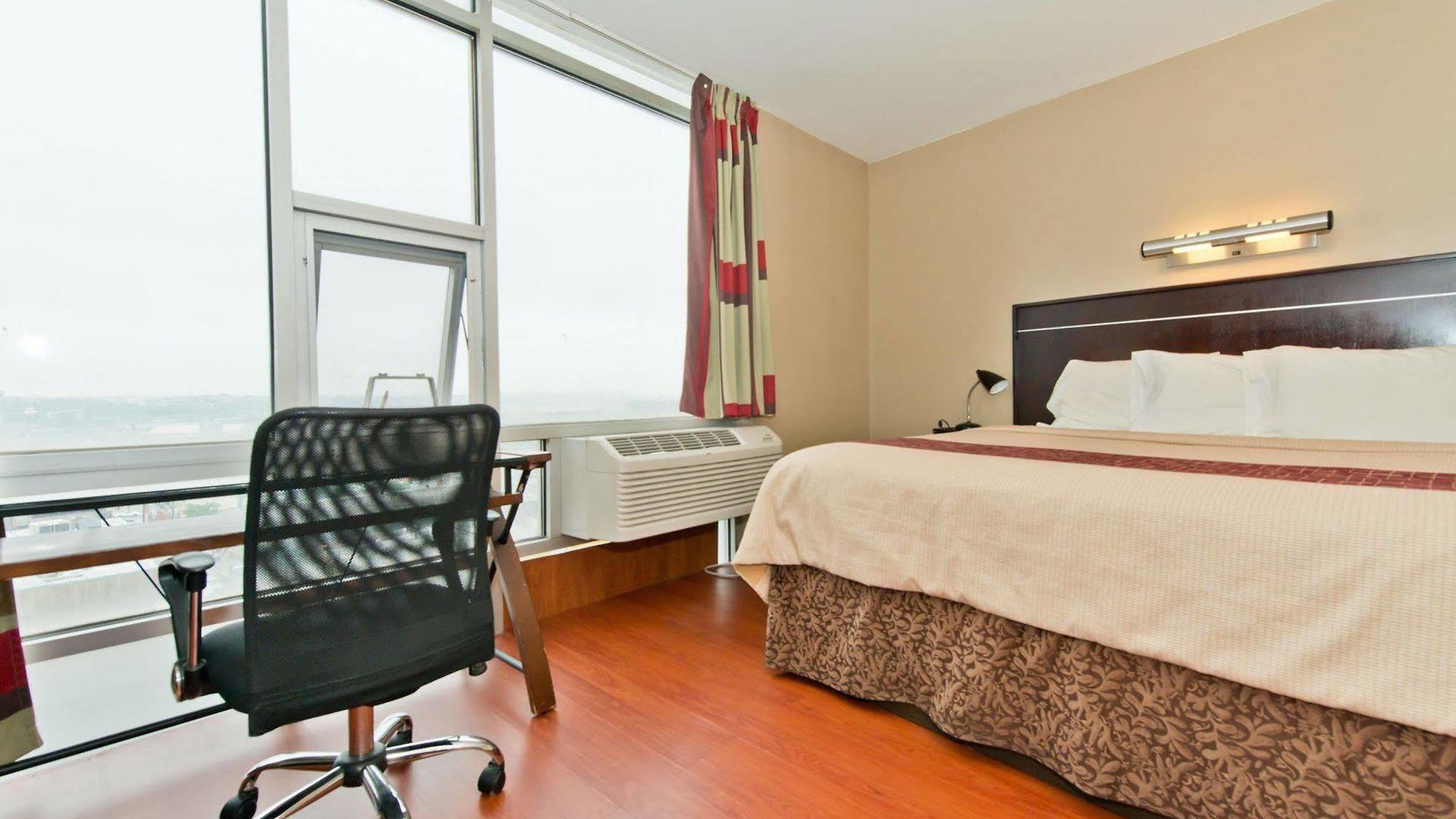 Red Roof Inn Flushing Hotel Hotel 2*