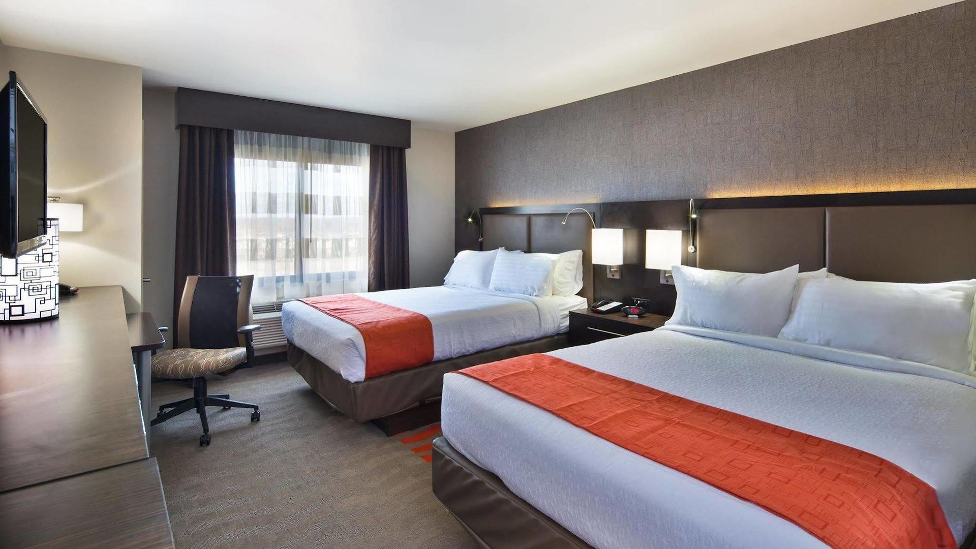 Fairfield & By Marriott Staten Island Hotel 3*