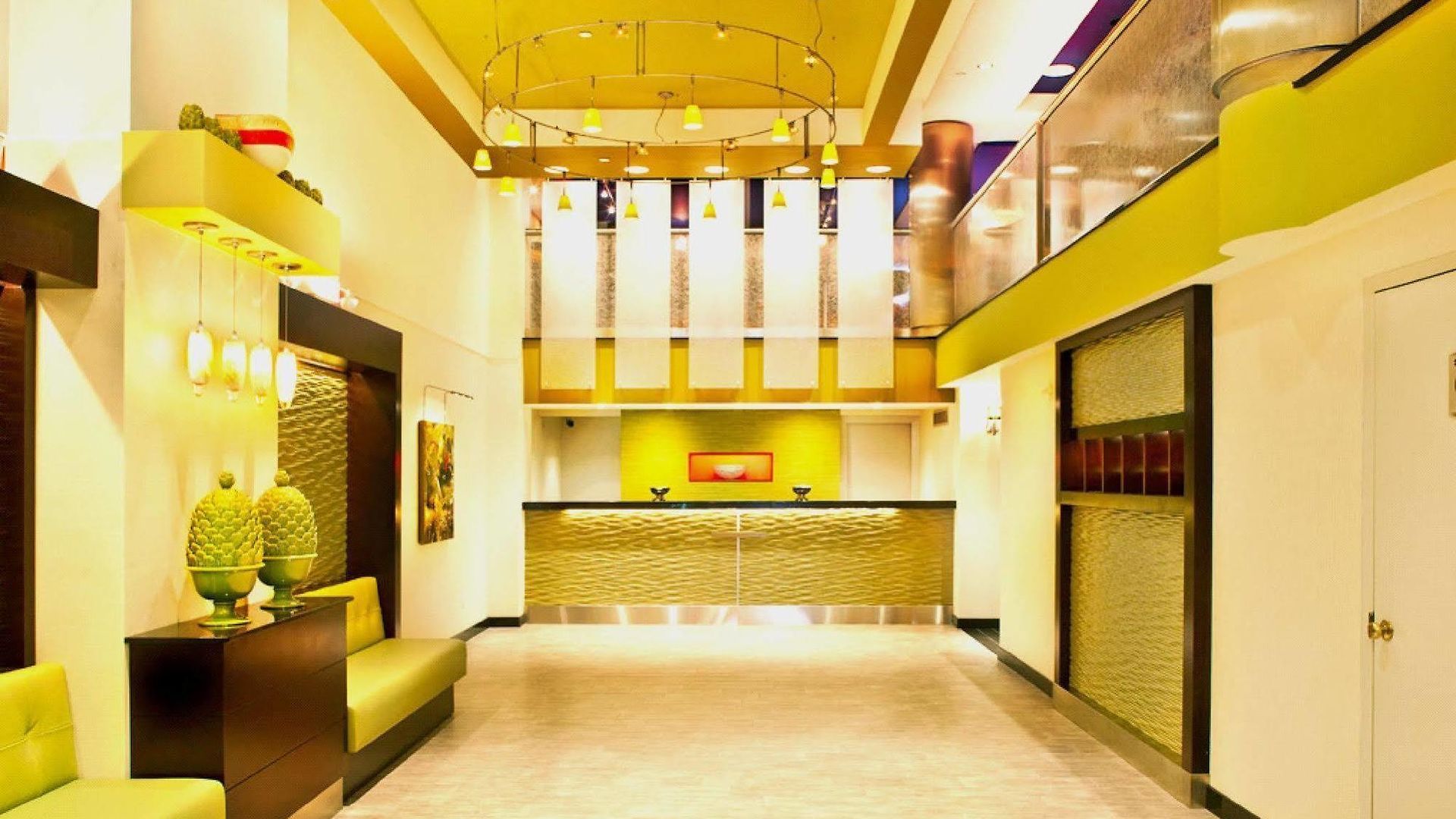 Nyma, The Manhattan Hotel