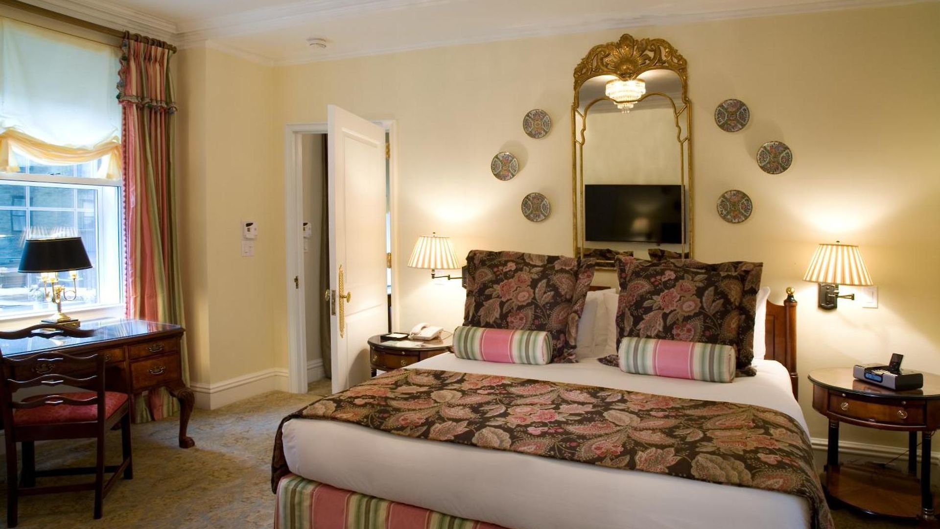 The Sherry Netherland Hotel 5*
