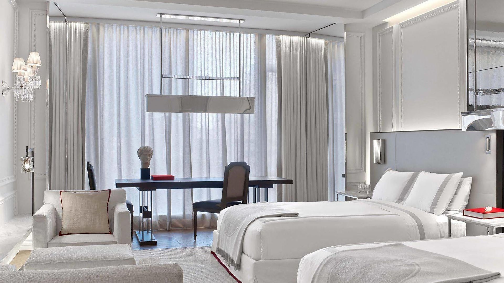 Baccarat And Residences Hotel 5*