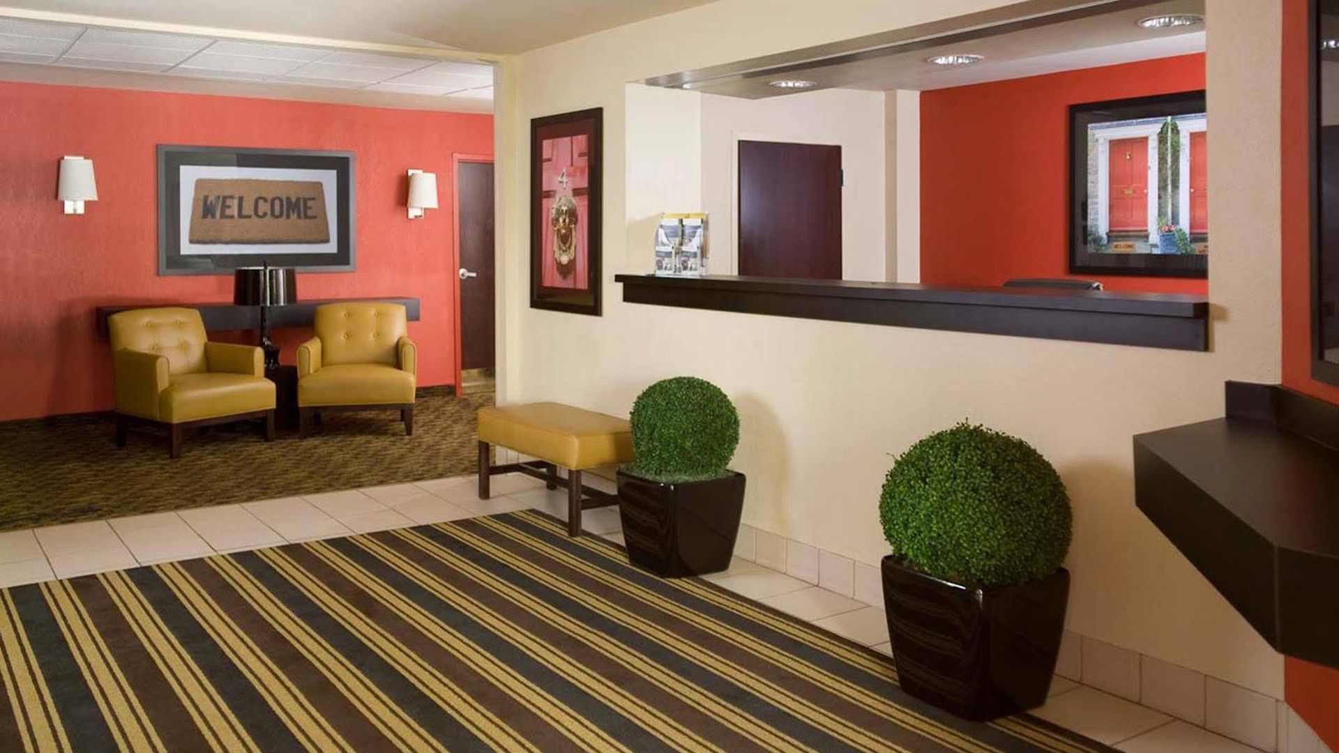 Extended America - - Laguardia Airport 2*