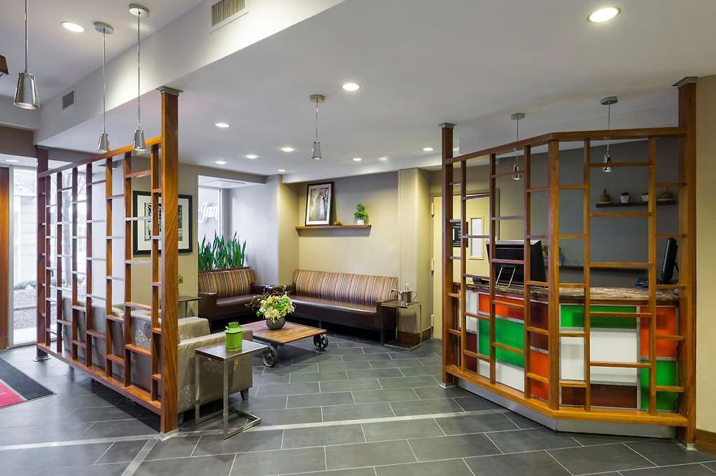 Hampton Manhattan Chelsea Hotel New York