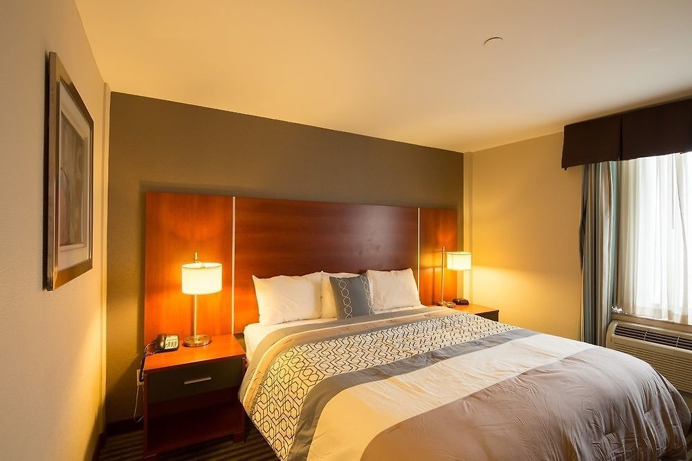 Hotel Flushing 2*
