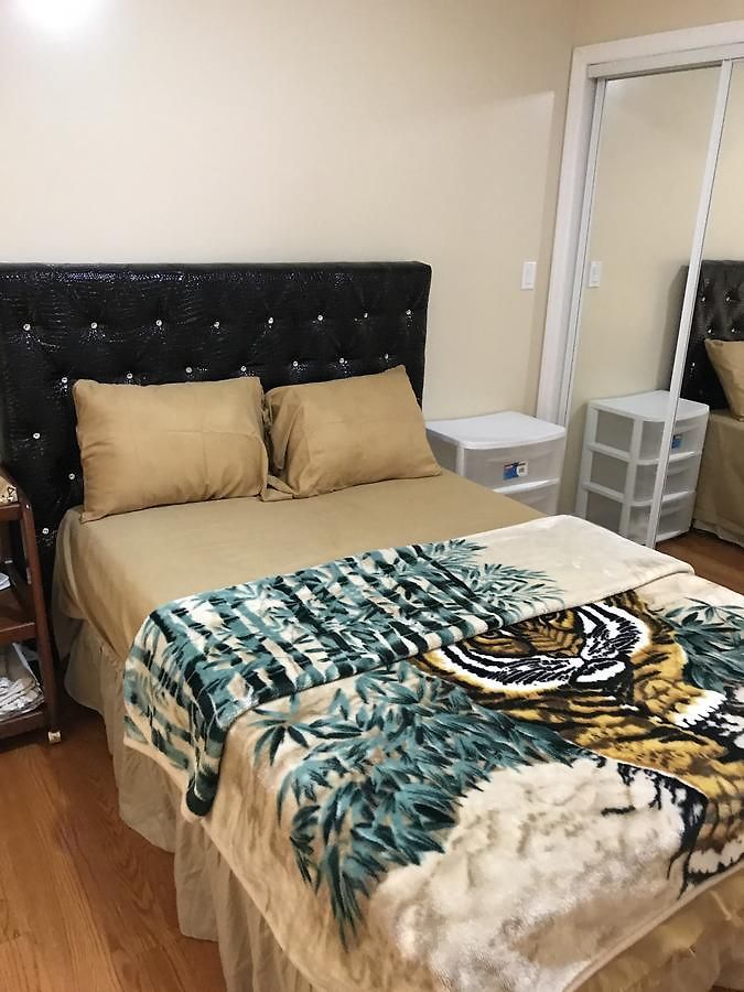 Poonamhouse 2 Guest house New York