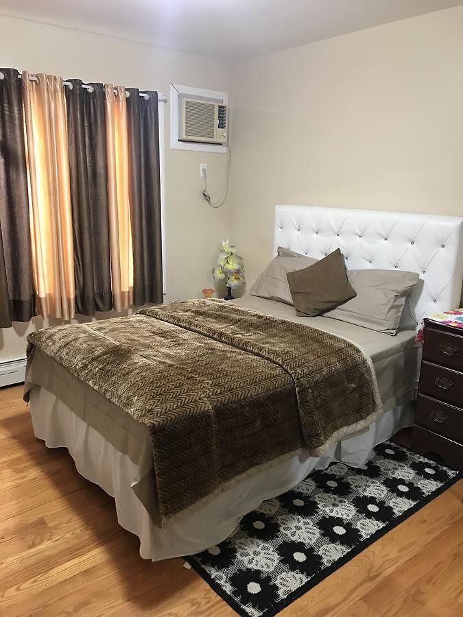 Poonamhouse 2 * New York