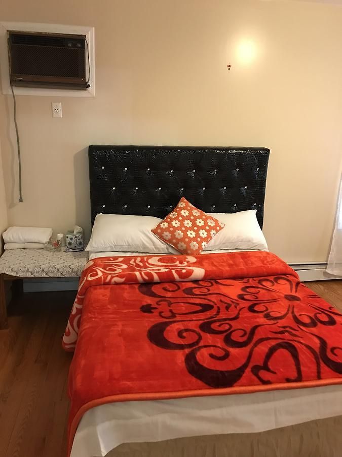Poonamhouse 2 *