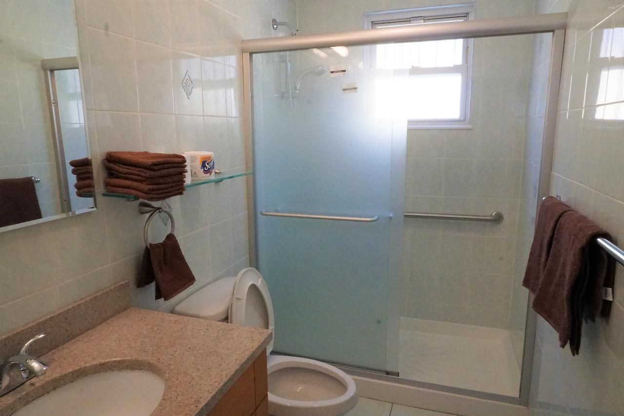 2 Floors Entire House 30 Min To Manhattan-sleep 10 Guest house New York