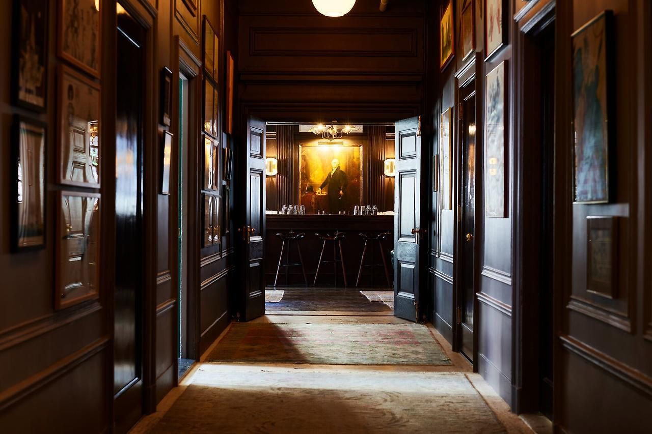 Hotel Freehand 4*