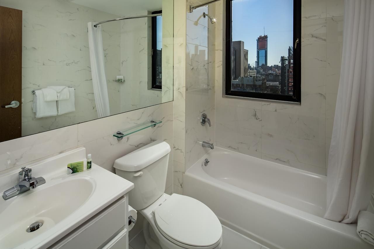 Orchard Street 3*