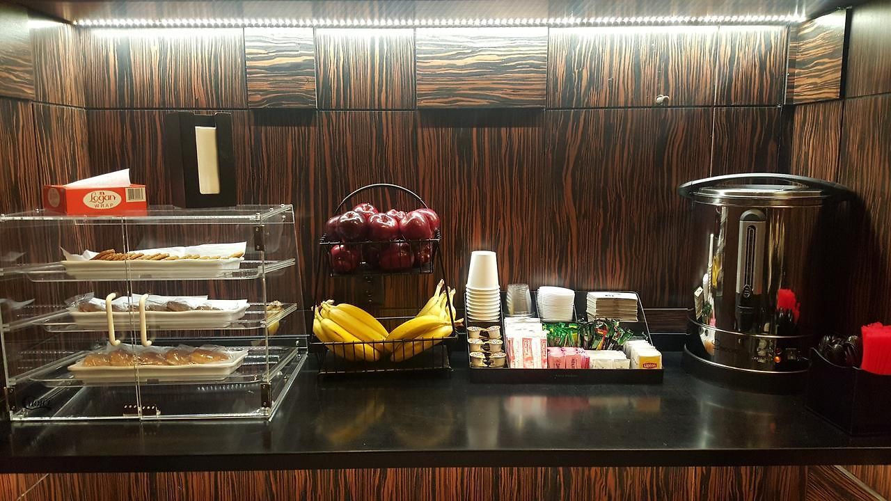 Americana Hotel New York