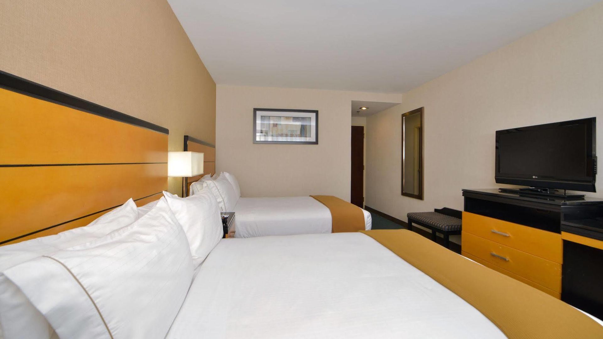 Hotel Express Kennedy Airport, An Ihg