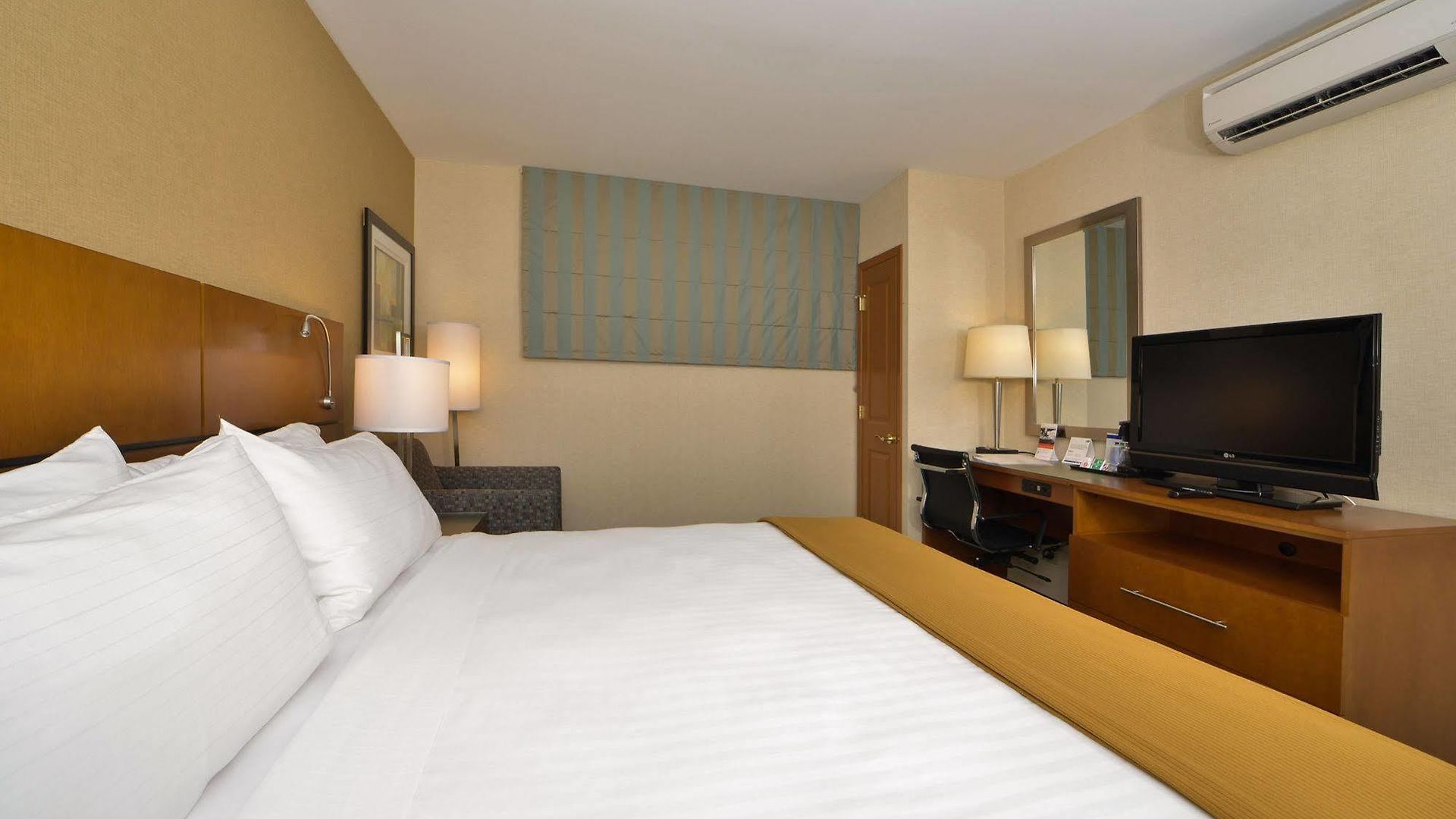 Express Kennedy Airport, An Ihg New York
