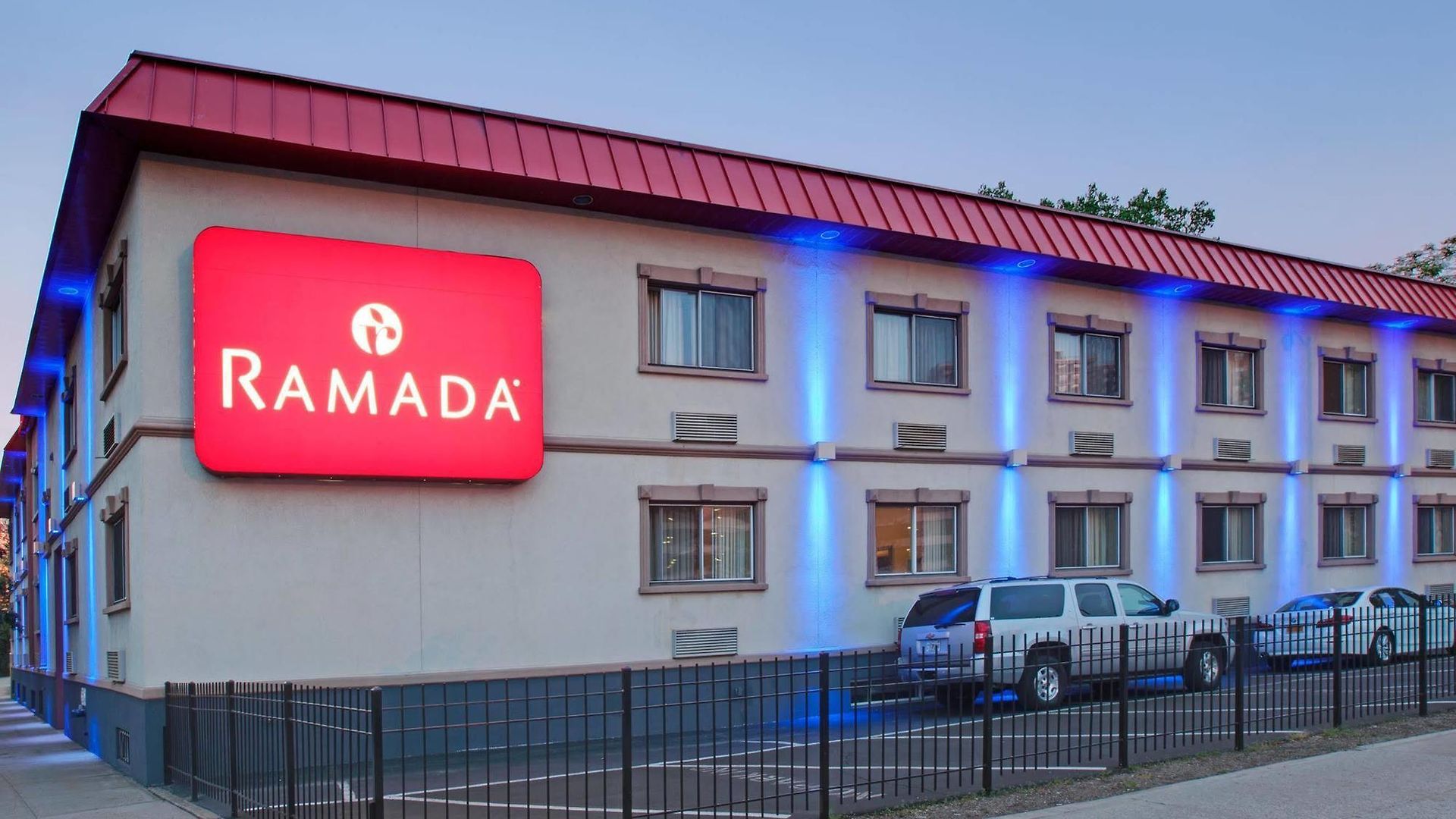 Ramada By Wyndham Bronx Hotel