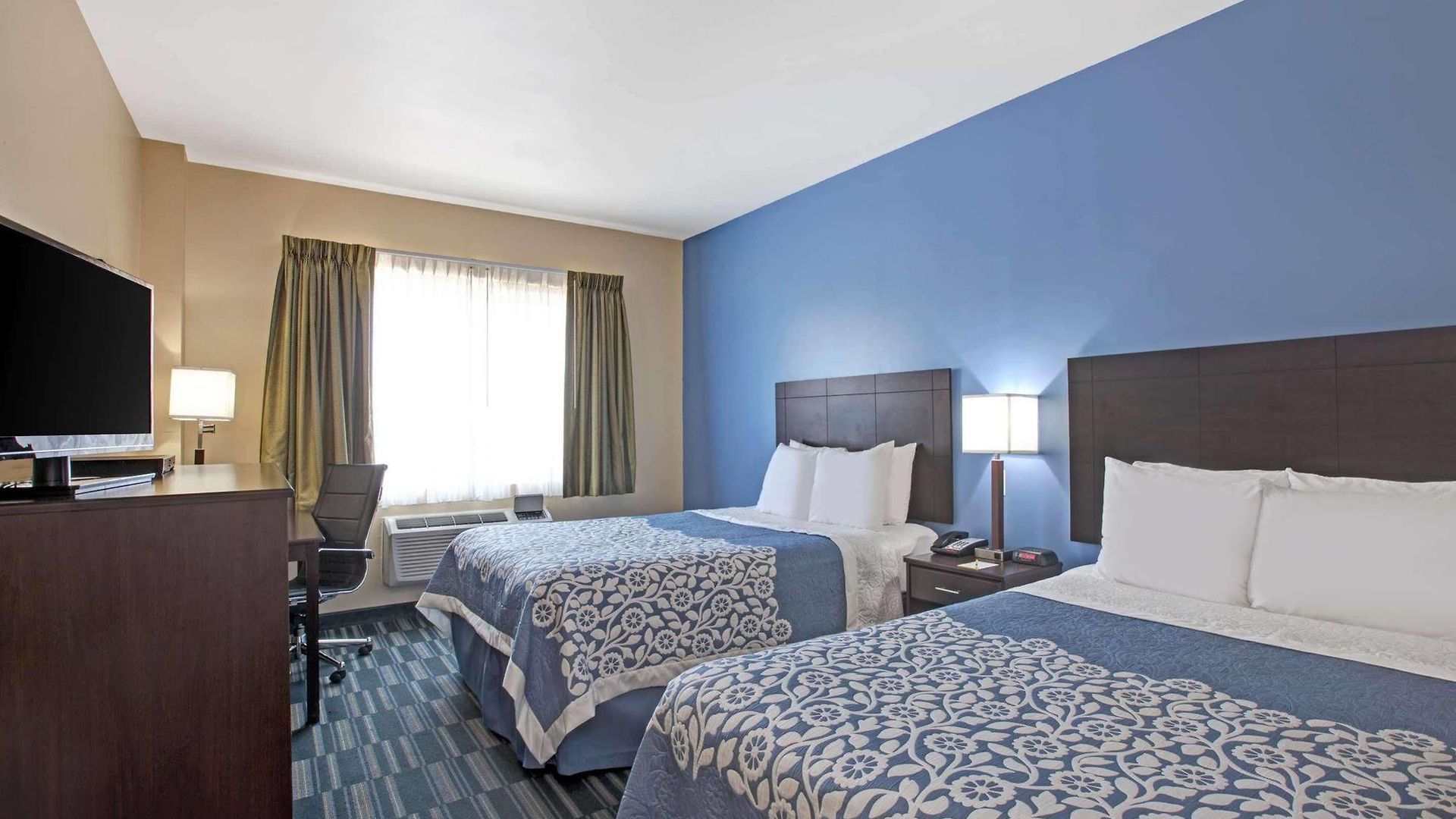 Days & By Wyndham Ozone Park/jfk Airport Hotel 2*