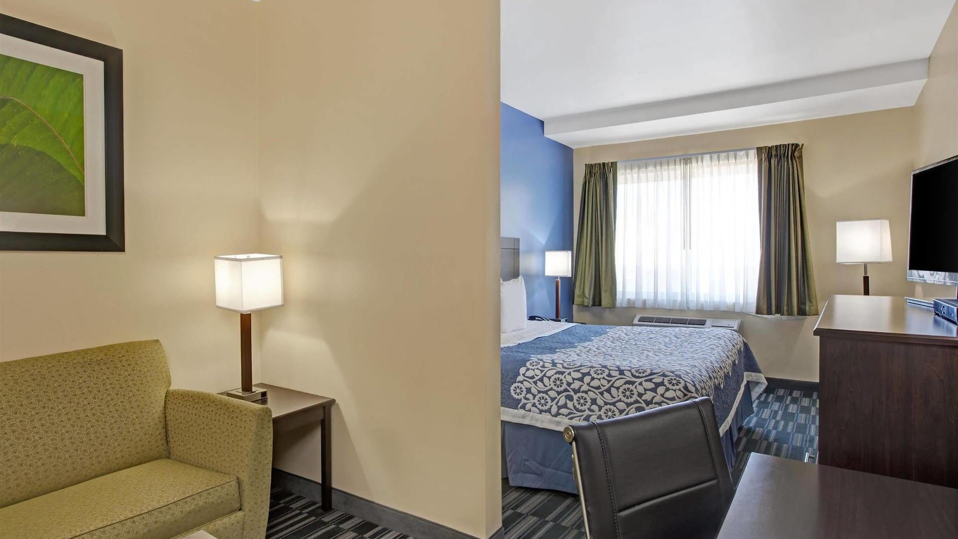 Hotel Days & By Wyndham Ozone Park/jfk Airport New York