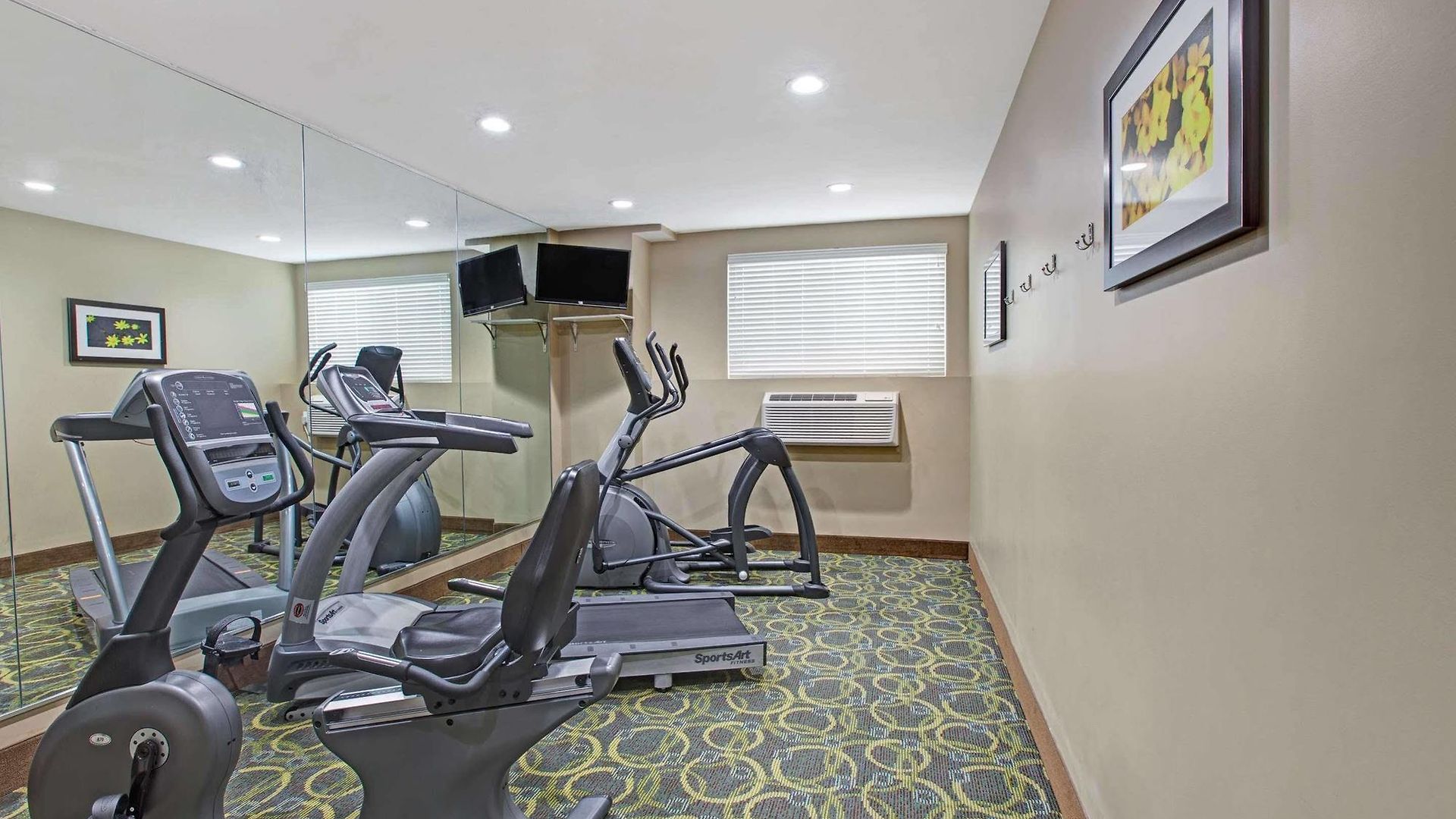 Days & By Wyndham Ozone Park/jfk Airport 2*