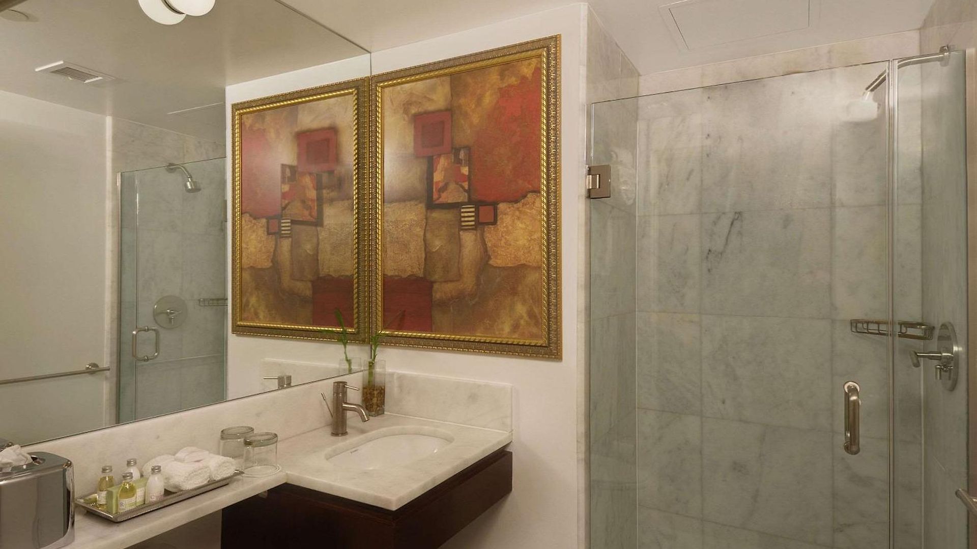 The Historic Blue Angel Lexington Ave, An Ascend Collection 4*