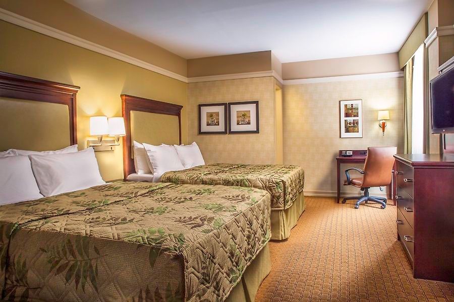 Hotel The At 3*
