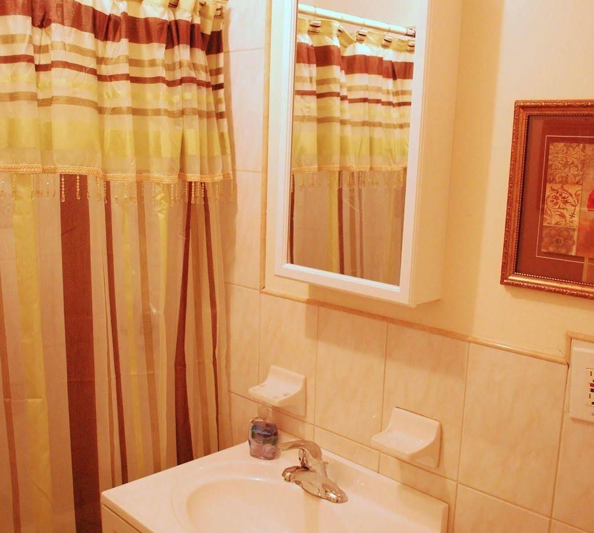 Delz Bed & Breakfast * New York