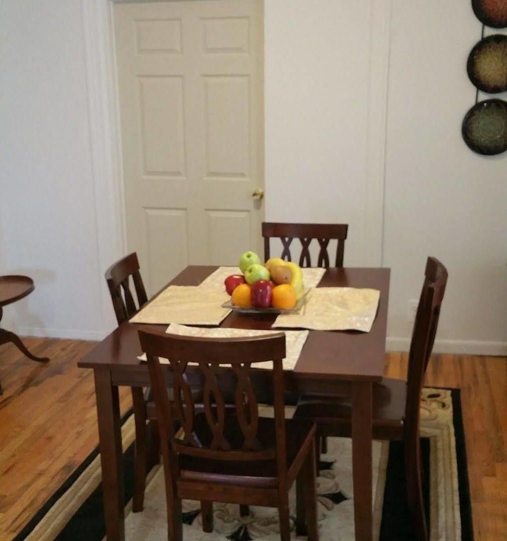 Delz Bed & Breakfast Hotel