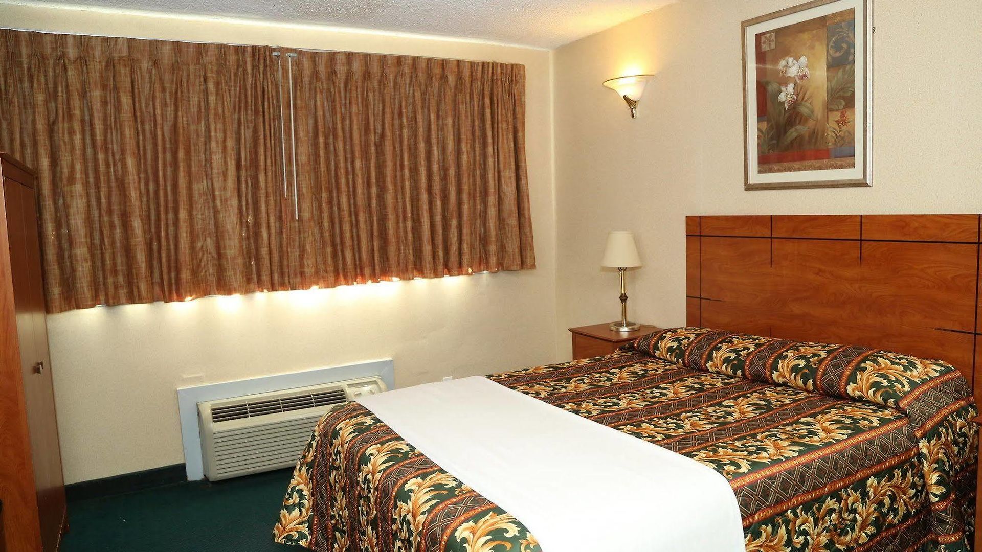Jfk Hotel