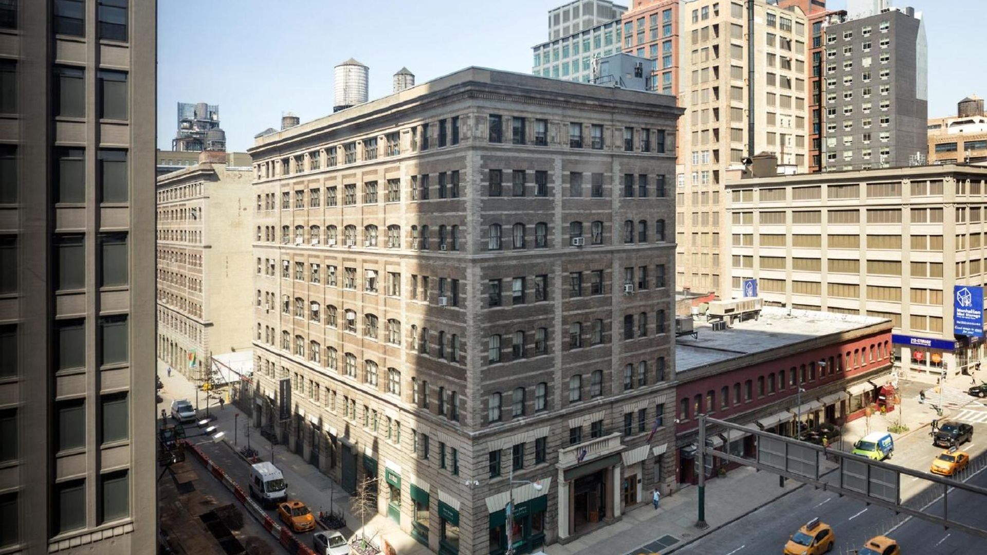 Hotel The Dominick 5*