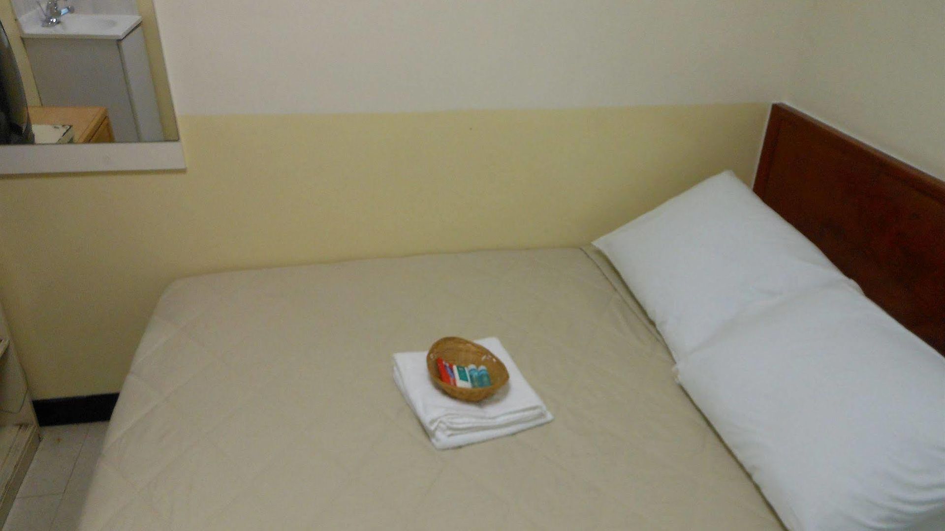The Sunbright Hostel New York