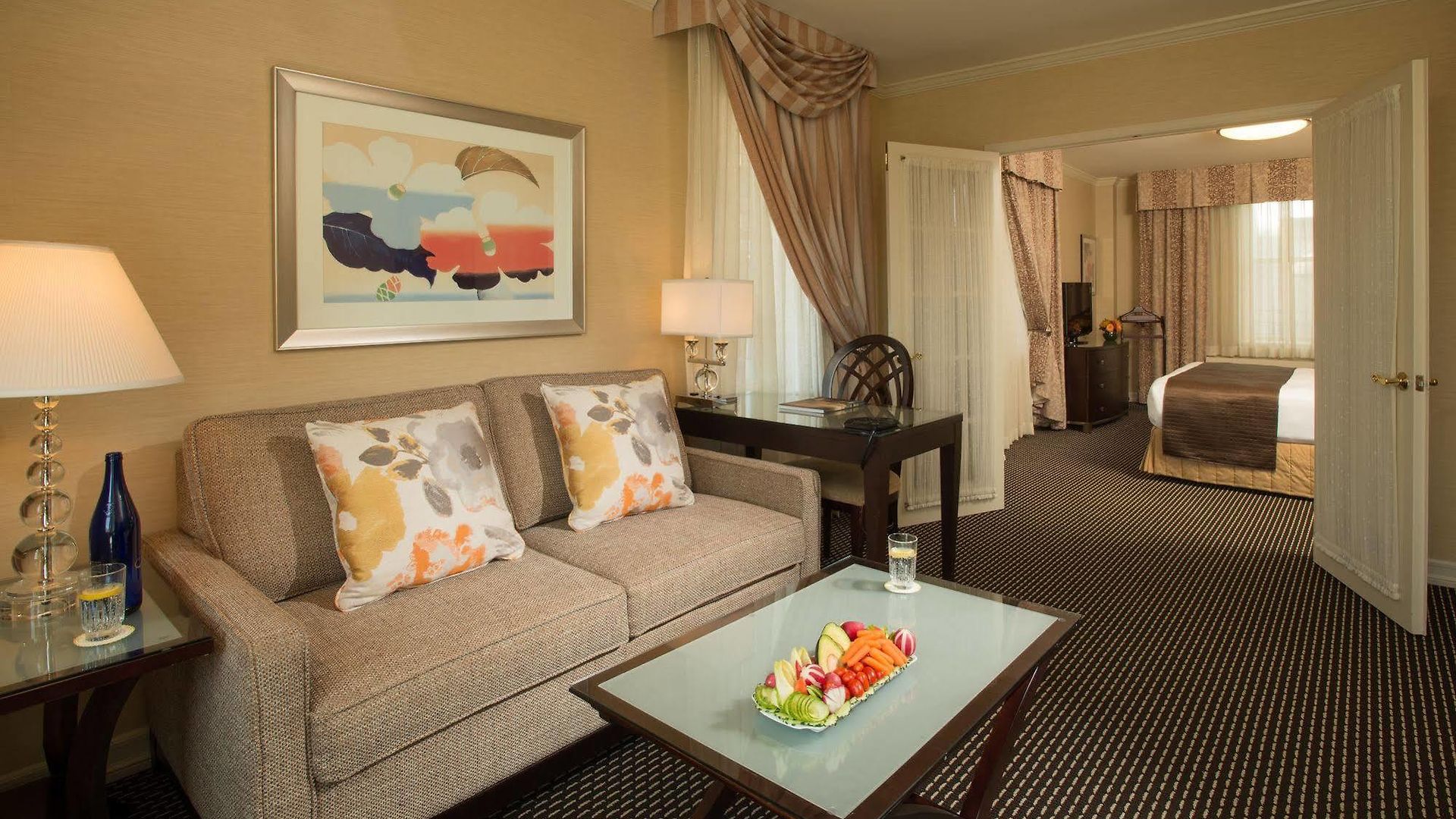 Excelsior Hotel 3*