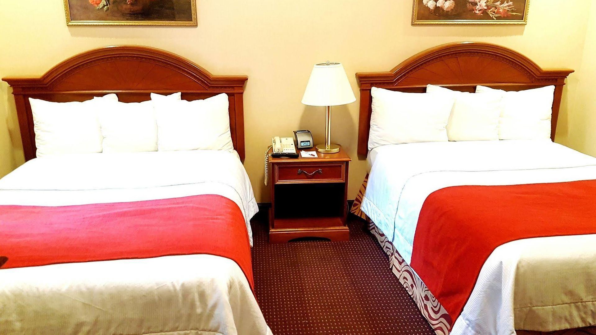 Newton Hotel