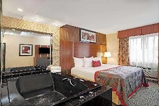 Ramada By Wyndham Staten Island 3* New York