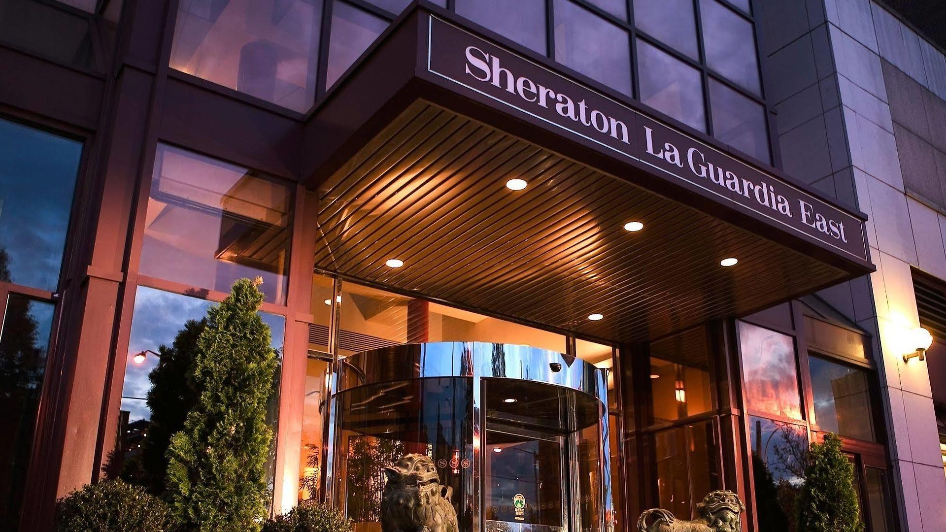 Sheraton Laguardia East Hotel