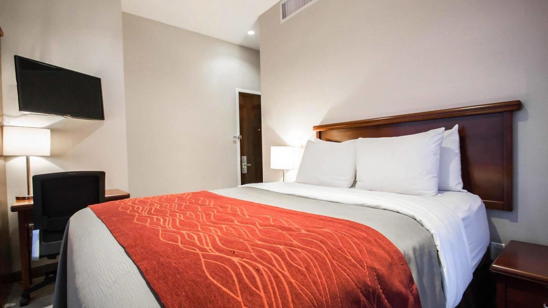 Hotel Comfort Manhattan Bridge
