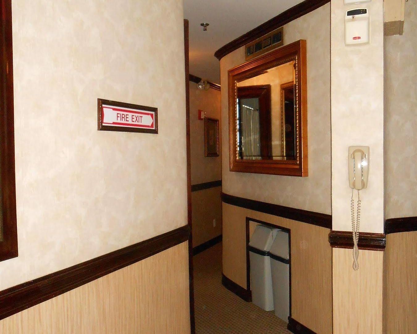 31 Extended Hotel