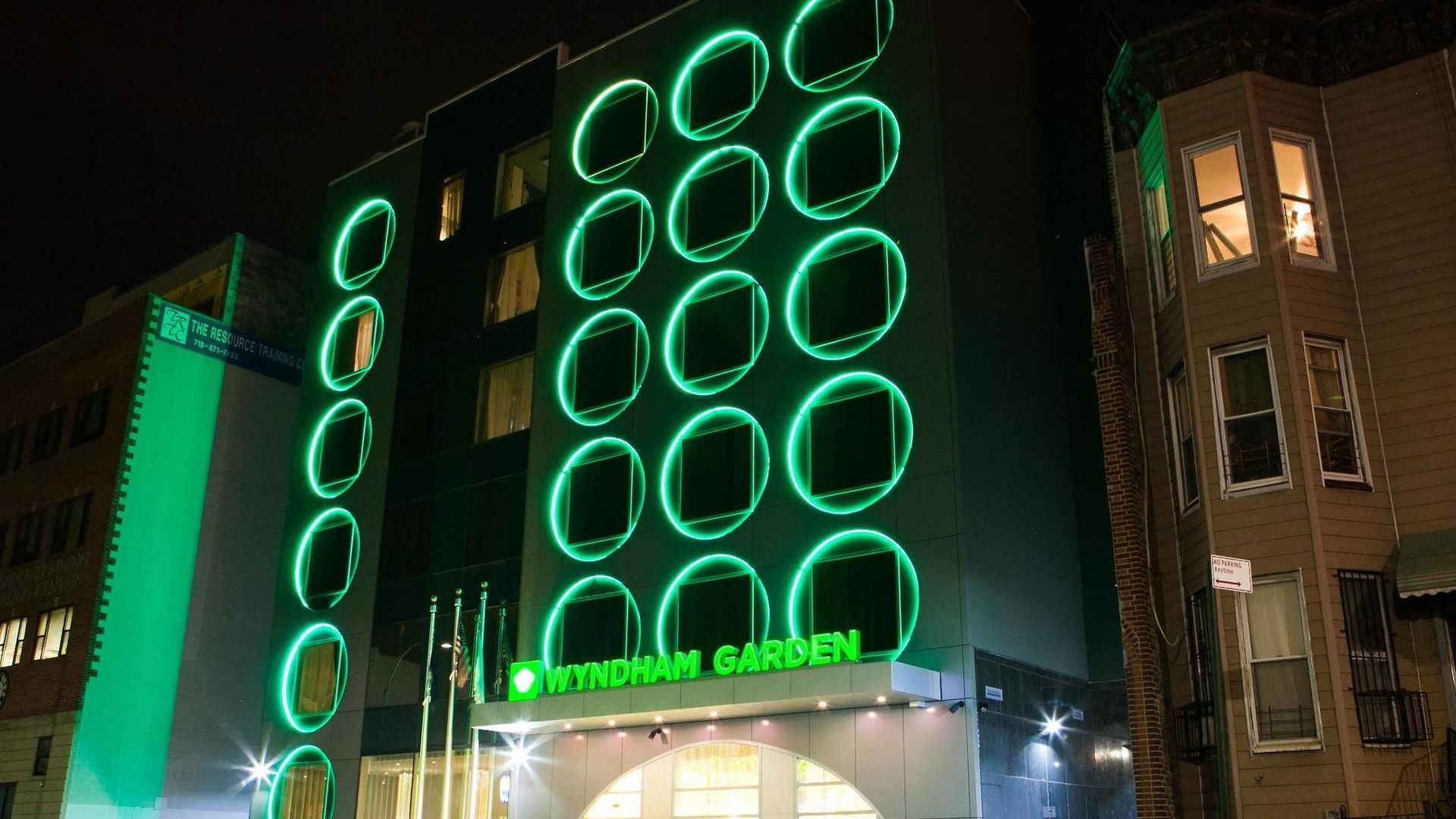 Wyndham Garden Brooklyn Sunset Park Hotel
