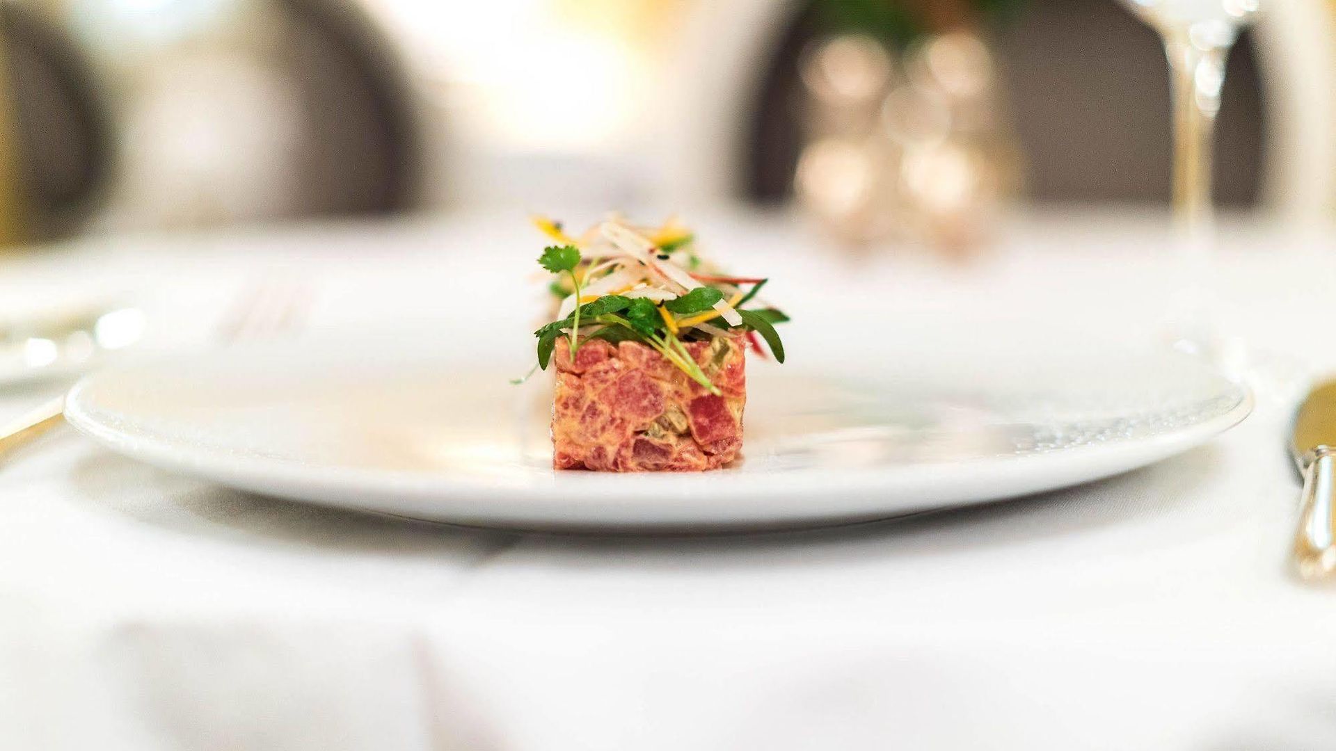 Plaza Athenee 5* New York